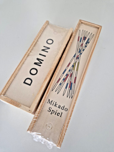 Domino mikado in - -,